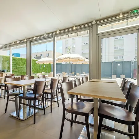 Hotell Antibes Juan-les-Pins