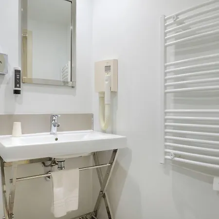 Hotell Antibes Juan-les-Pins